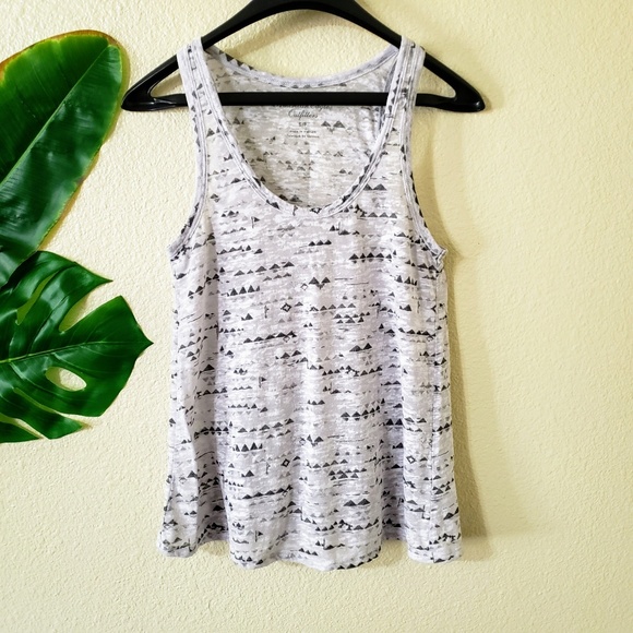 American Eagle Outfitters Tops - ☀️5/$25☀️ American Eagle Racerback Tank